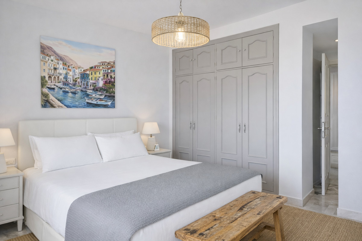 2 Bed Apartment for sale in Selwo Costa Del Sol, Málaga, Spain