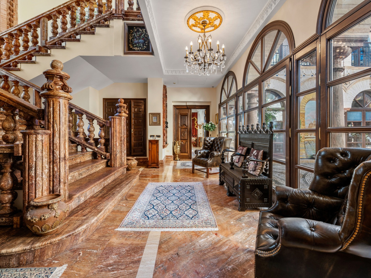 6 Bed Townhouse for sale in Sierra Blanca Costa Del Sol, Málaga, Spain