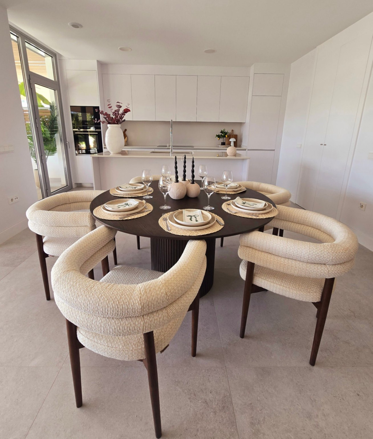 4 Bed Apartment for sale in Marbella Costa Del Sol, Málaga, Spain