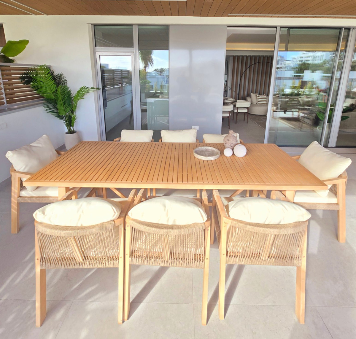 4 Bed Apartment for sale in Marbella Costa Del Sol, Málaga, Spain