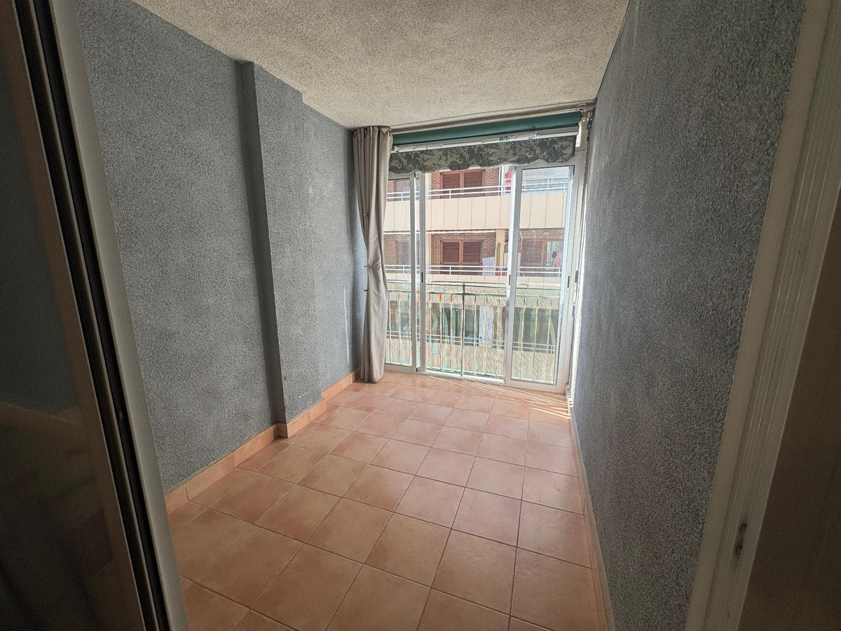 Se vende Apartamento Planta Media de 3 dormitorios en Costa Blanca, Alicante, España