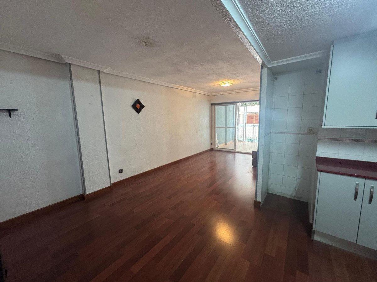 Se vende Apartamento Planta Media de 3 dormitorios en Costa Blanca, Alicante, España
