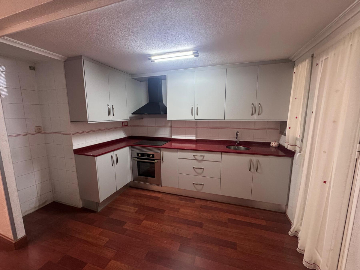 Se vende Apartamento Planta Media de 3 dormitorios en Costa Blanca, Alicante, España