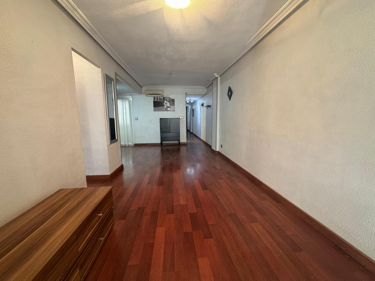Se vende Apartamento Planta Media de 3 dormitorios en Costa Blanca, Alicante, España