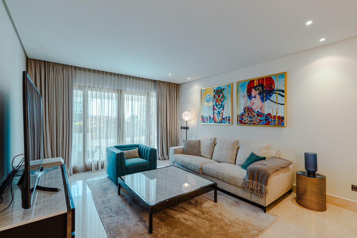 3 Bed Apartment for sale in Estepona Costa Del Sol, Málaga, Spain