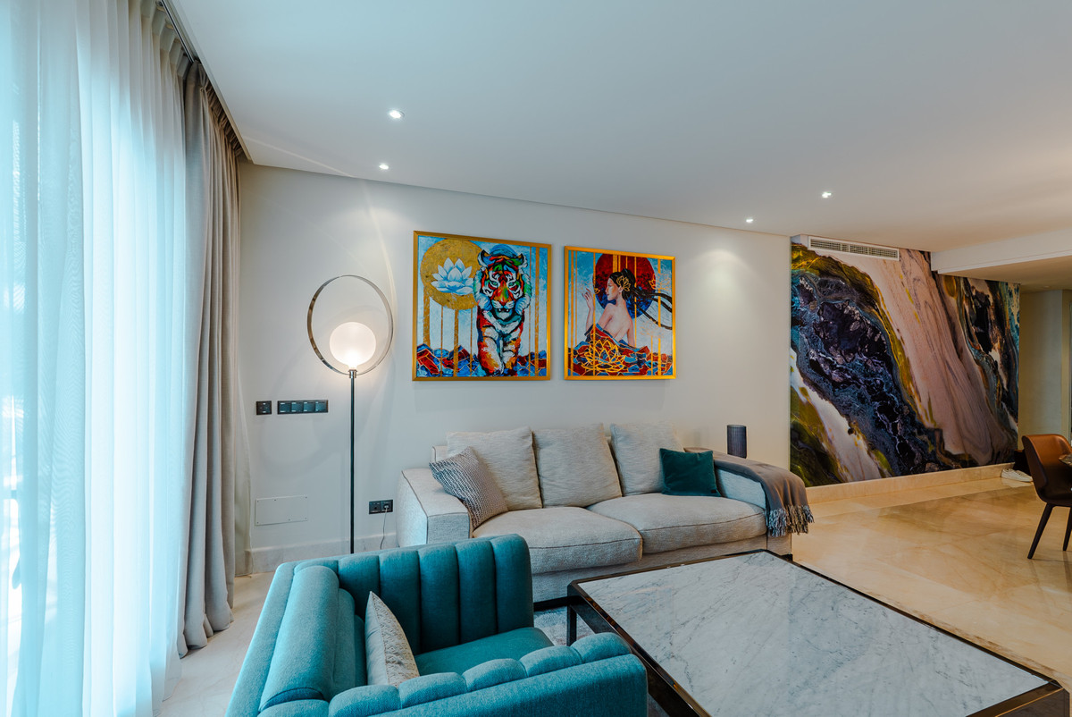 3 Bed Apartment for sale in Estepona Costa Del Sol, Málaga, Spain