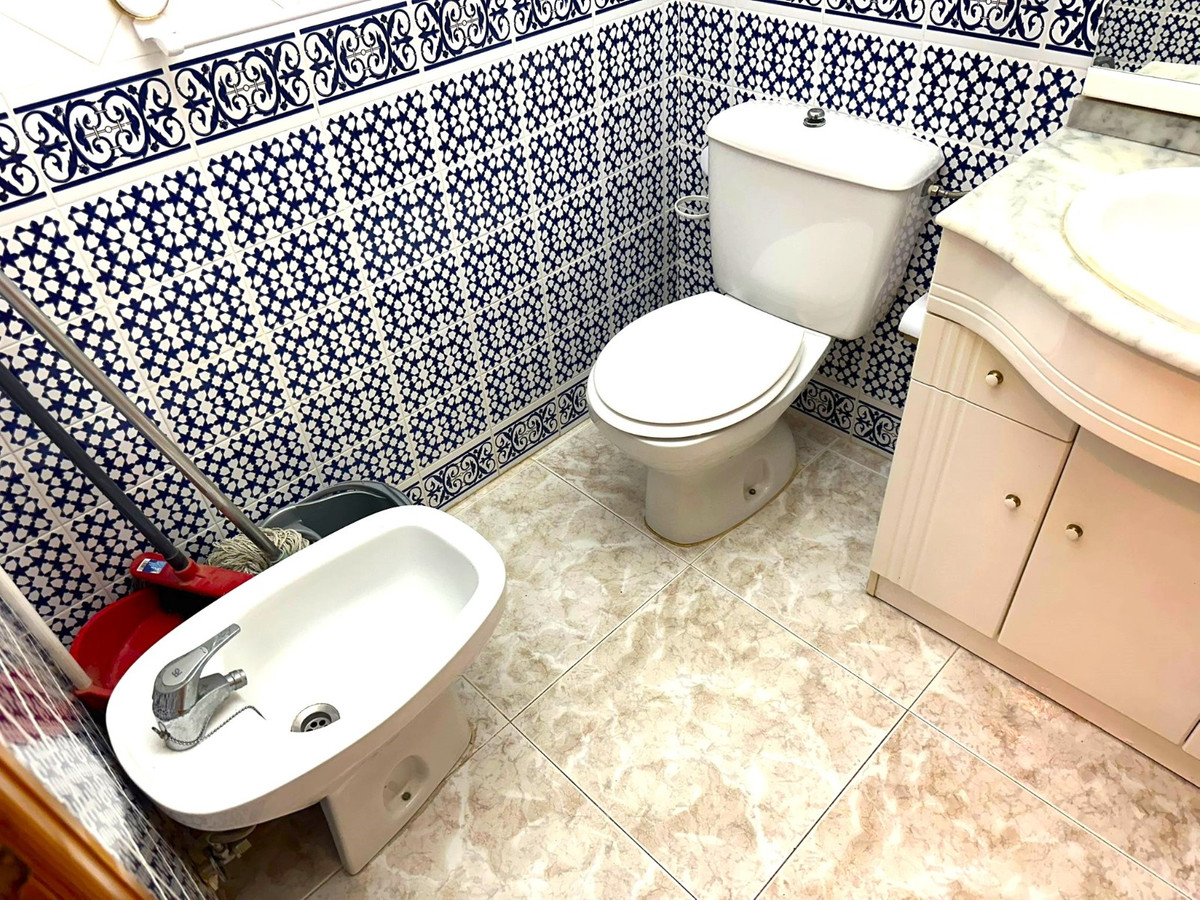 Se vende Bungalow de 4 dormitorios en Costa Blanca, Alicante, España