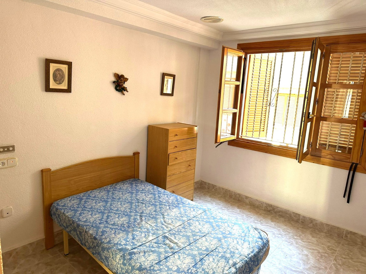 Se vende Bungalow de 4 dormitorios en Costa Blanca, Alicante, España