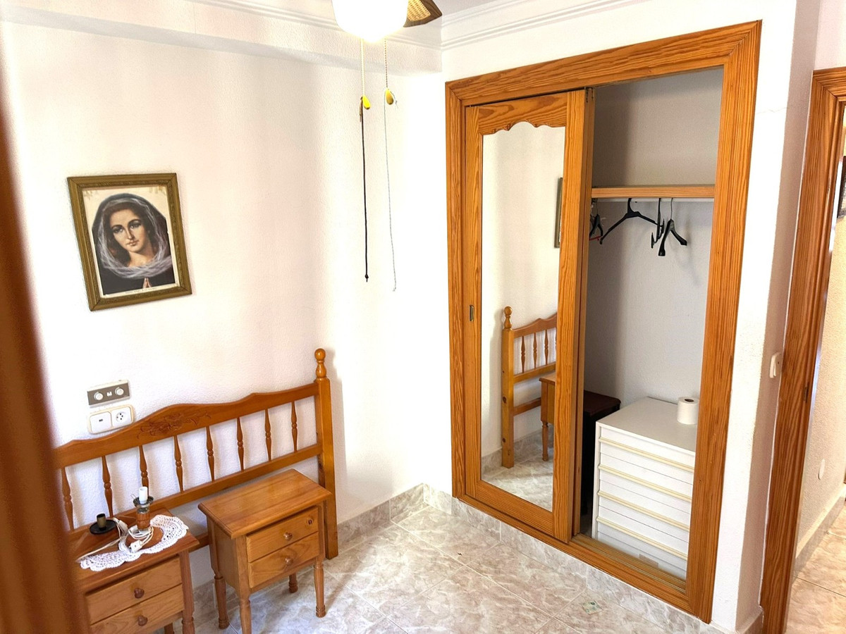 Se vende Bungalow de 4 dormitorios en Costa Blanca, Alicante, España