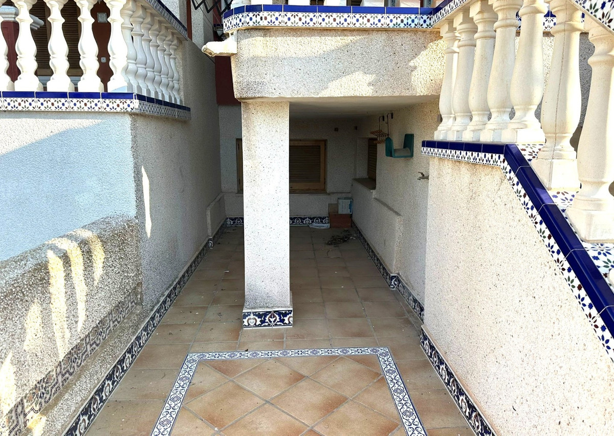 Se vende Bungalow de 4 dormitorios en Costa Blanca, Alicante, España