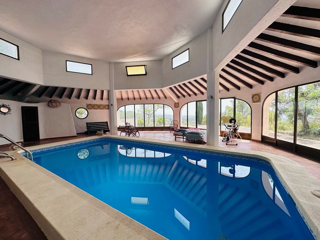 3 Bed Townhouse for sale in Calpe Costa Blanca, Alicante, Spain