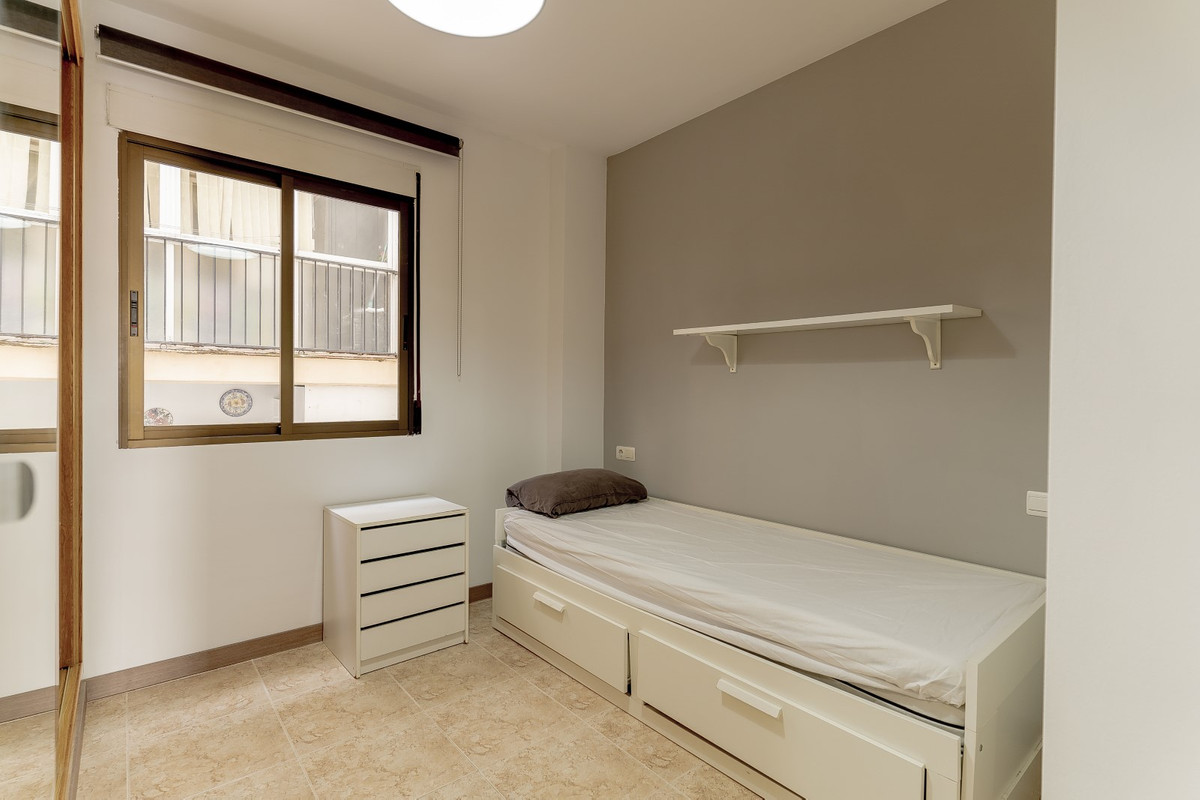 Se vende Apartamento Planta Media de 2 dormitorios en Costa Blanca, Alicante, España