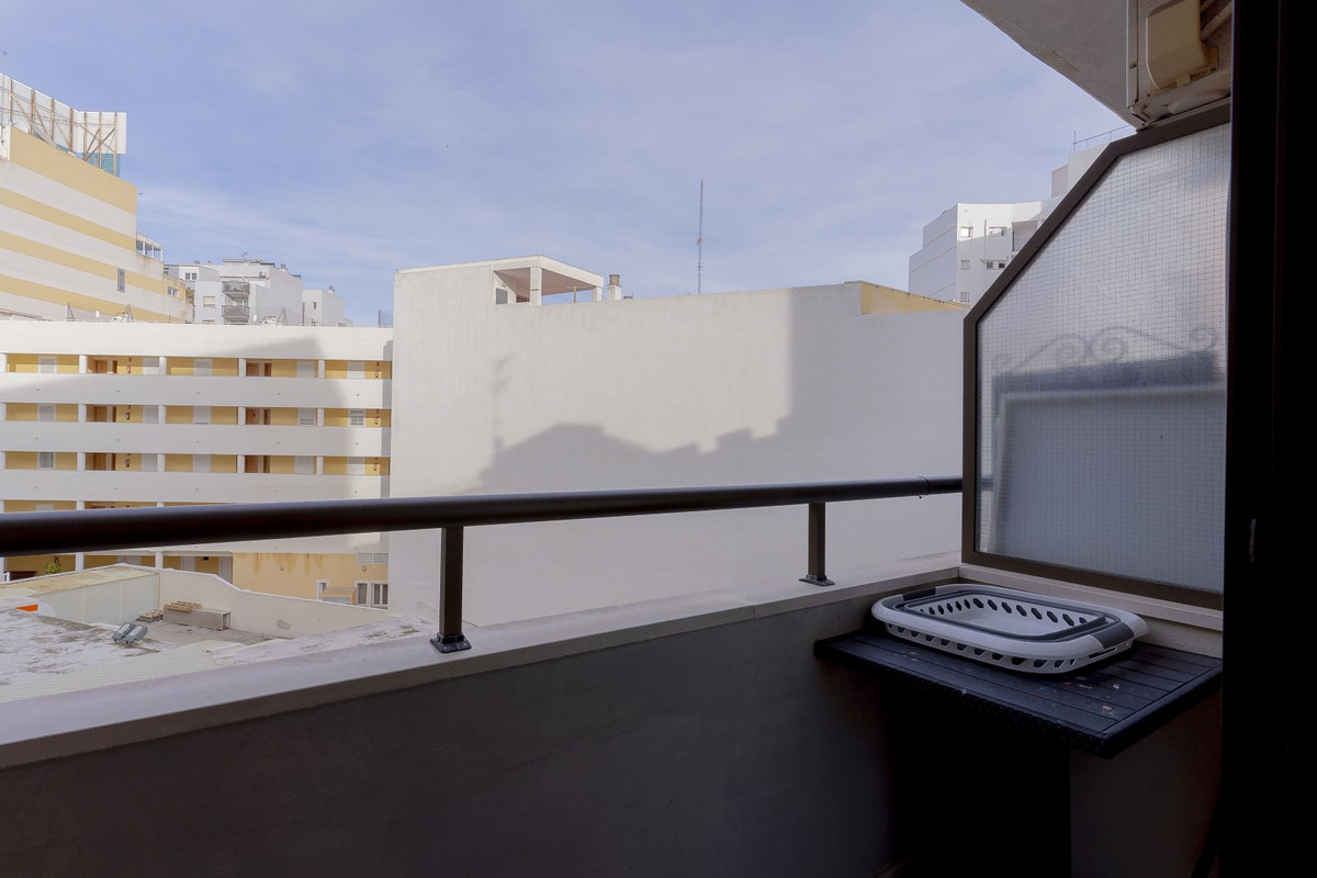 Se vende Apartamento Planta Media de 2 dormitorios en Costa Blanca, Alicante, España