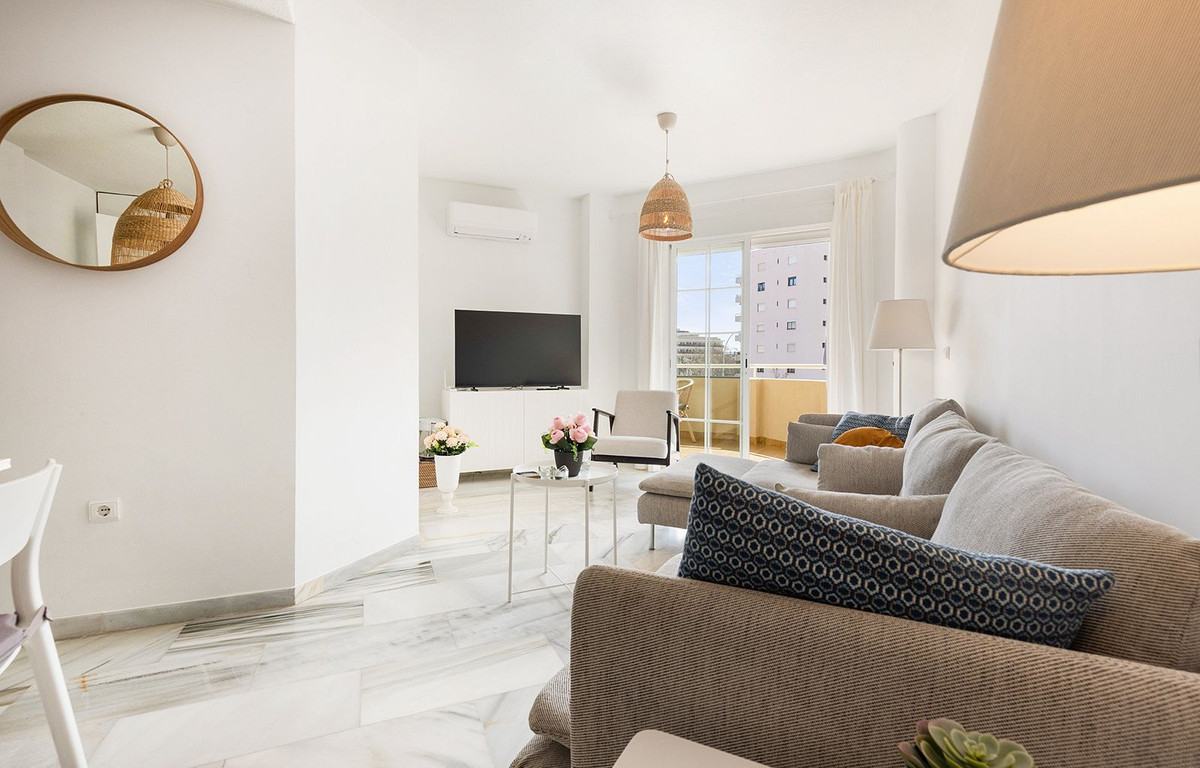 3 Bed Apartment for sale in Torremolinos Costa Del Sol, Málaga, Spain