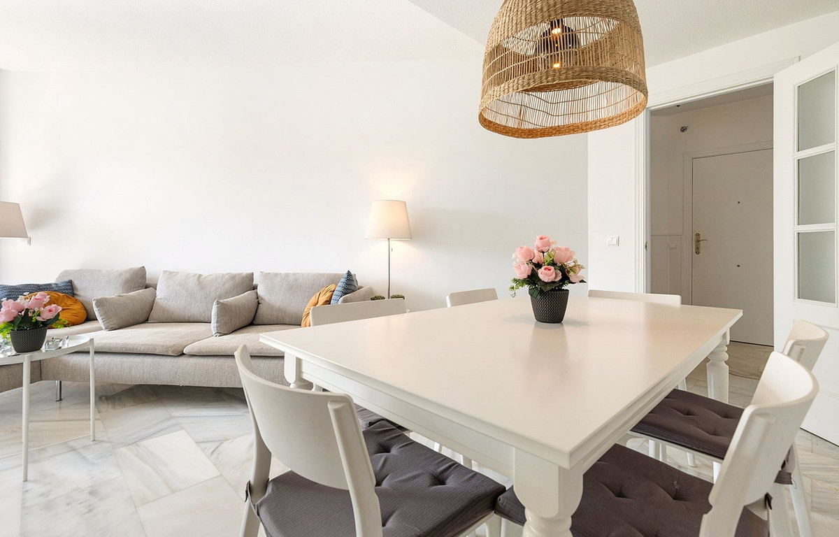 3 Bed Apartment for sale in Torremolinos Costa Del Sol, Málaga, Spain