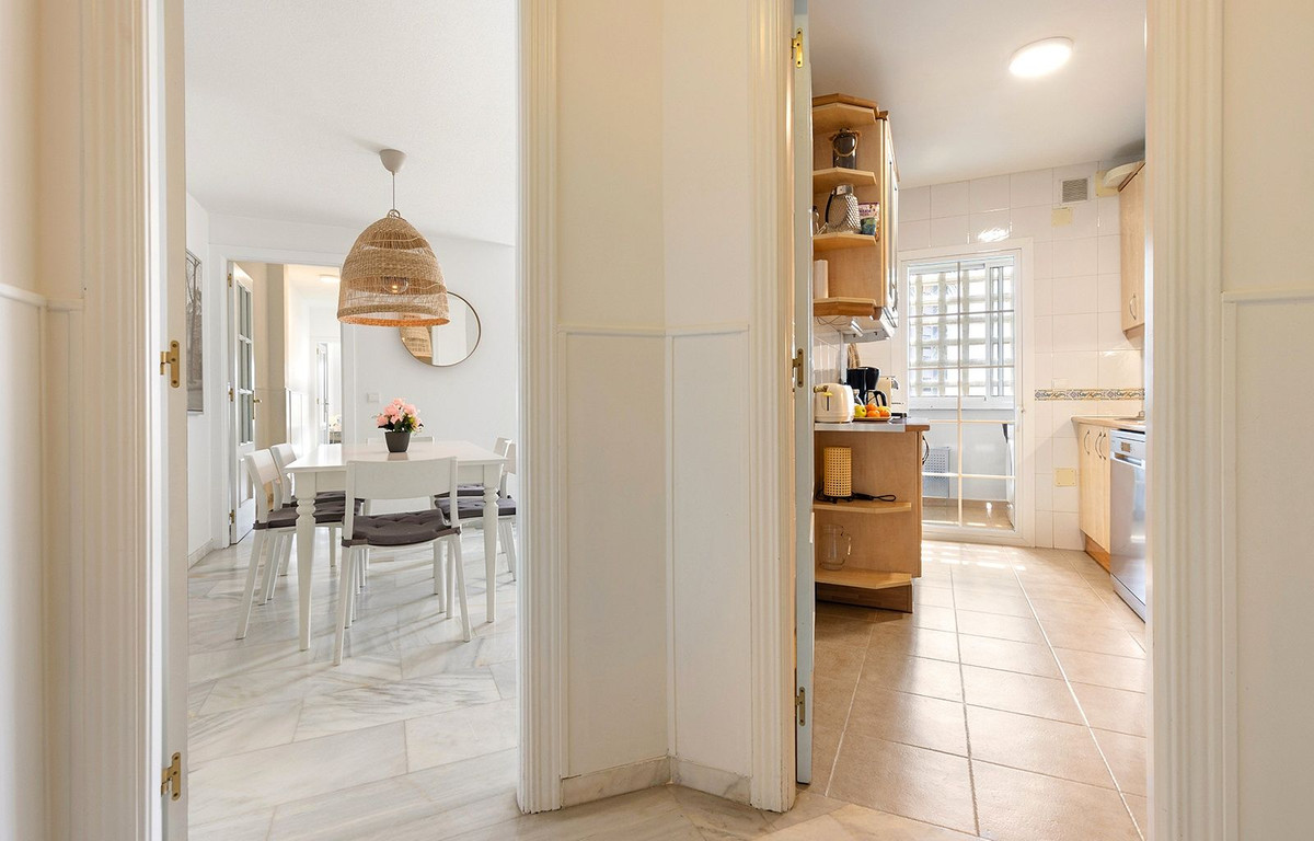 3 Bed Apartment for sale in Torremolinos Costa Del Sol, Málaga, Spain