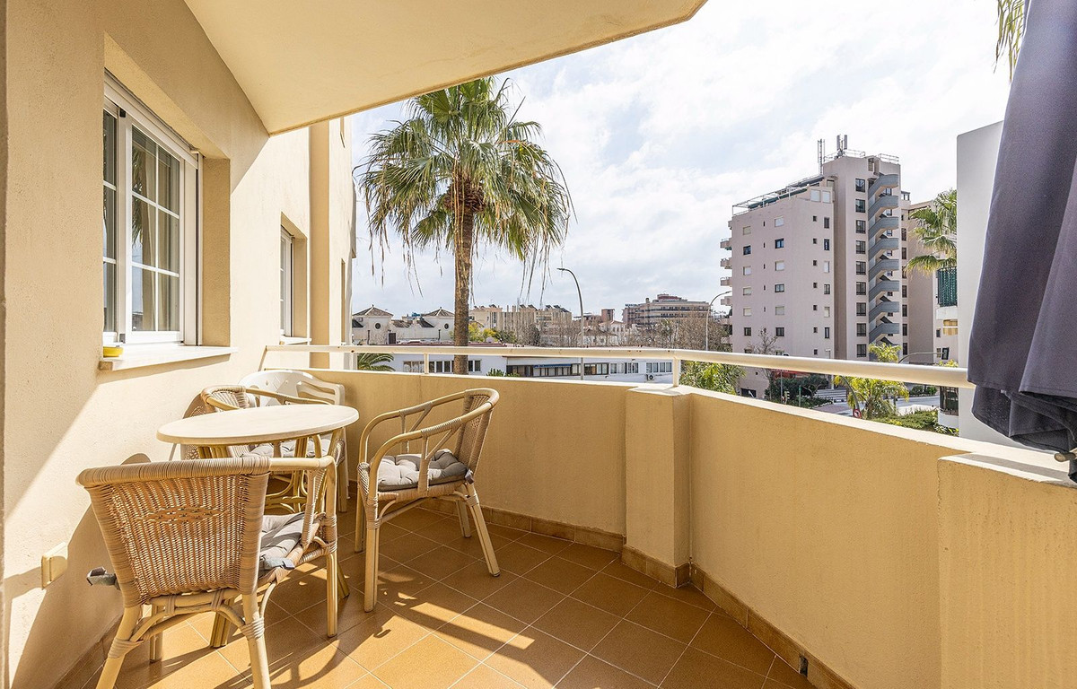 3 Bed Apartment for sale in Torremolinos Costa Del Sol, Málaga, Spain