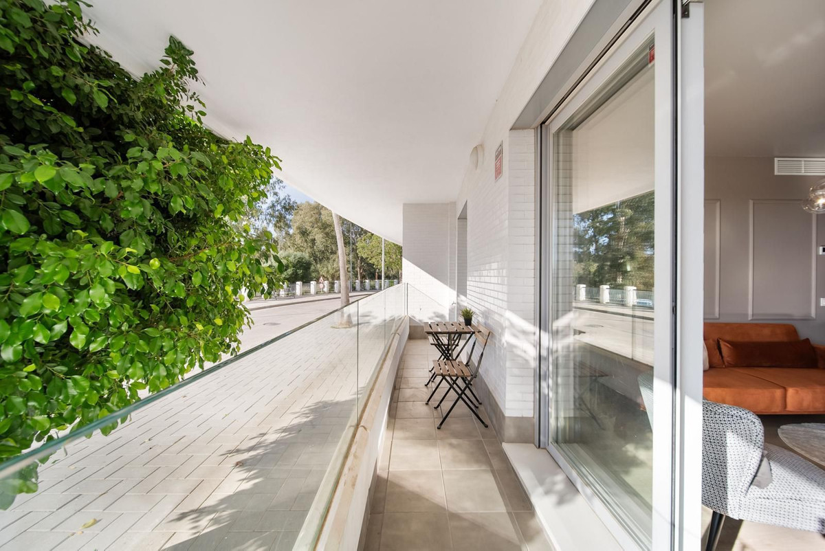 2 Bed Apartment for sale in Marbella Costa Del Sol, Málaga, Spain