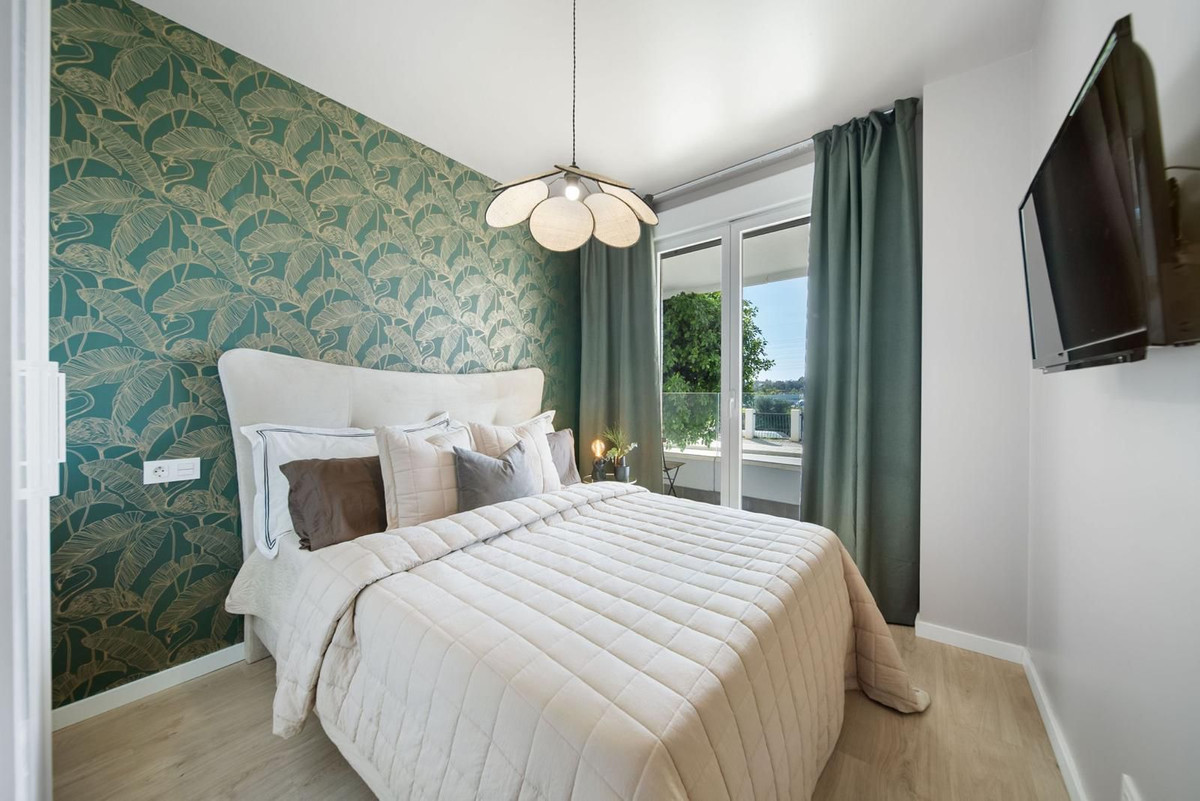 2 Bed Apartment for sale in Marbella Costa Del Sol, Málaga, Spain