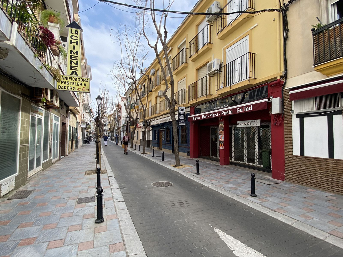 Commercial unit for sale in Fuengirola Costa Del Sol, Málaga, Spain