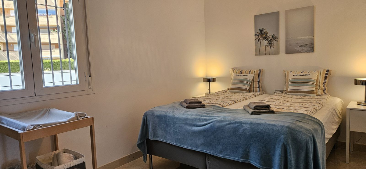3 Bed Apartment for sale in La Mairena Costa Del Sol, Málaga, Spain