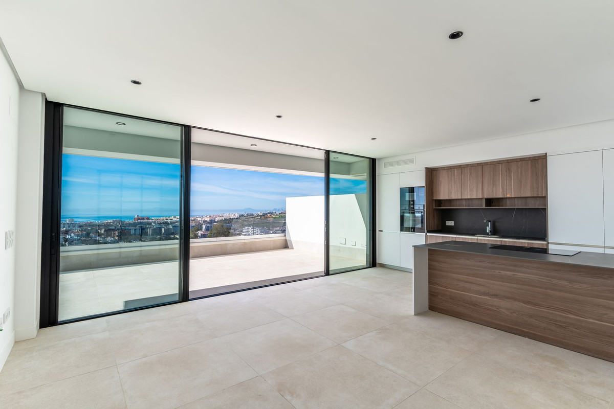 2 Bed Apartment for sale in Estepona Costa Del Sol, Málaga, Spain