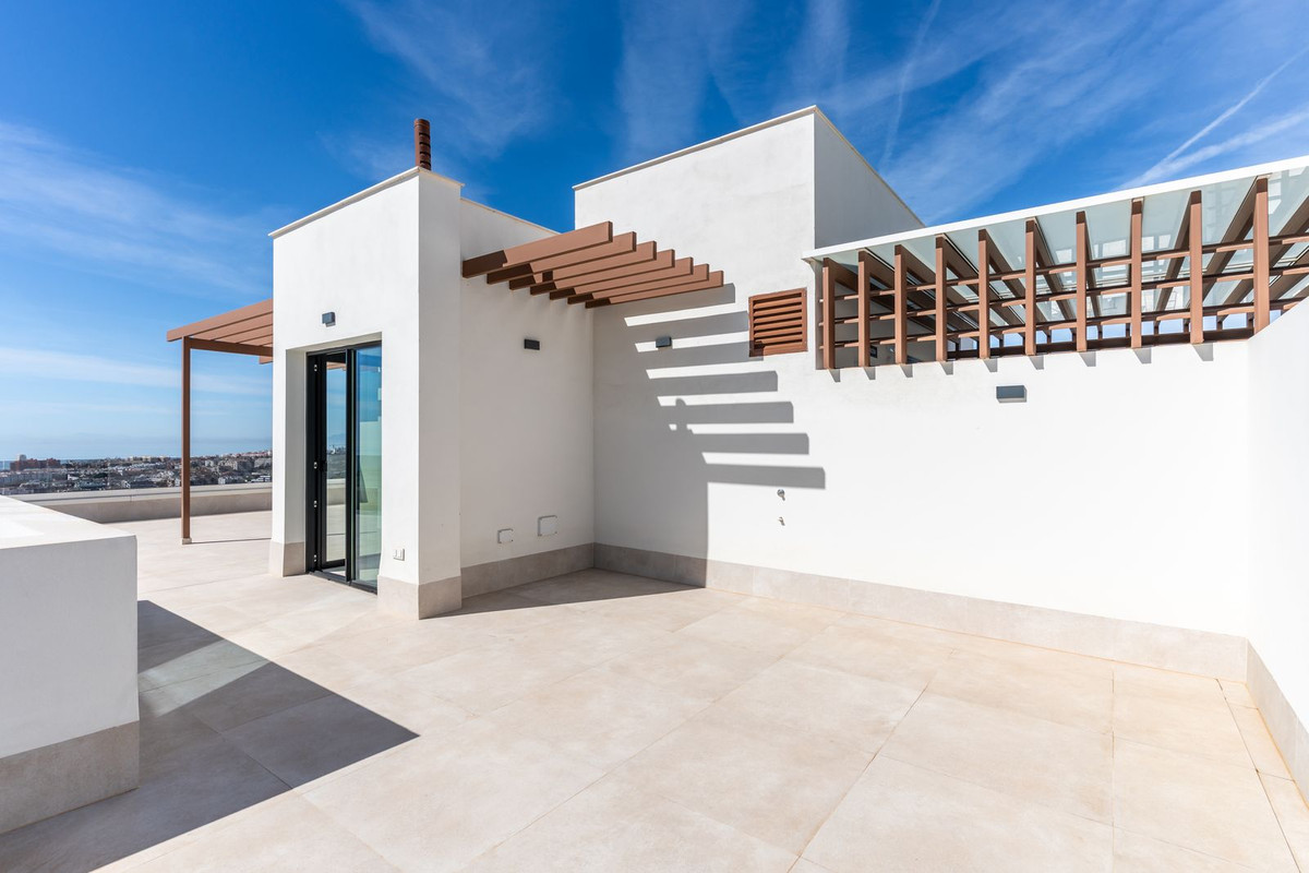 2 Bed Apartment for sale in Estepona Costa Del Sol, Málaga, Spain