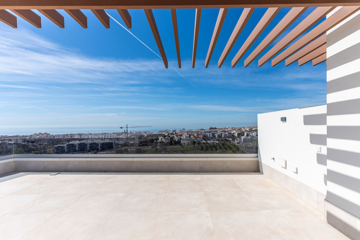 2 Bed Apartment for sale in Estepona Costa Del Sol, Málaga, Spain