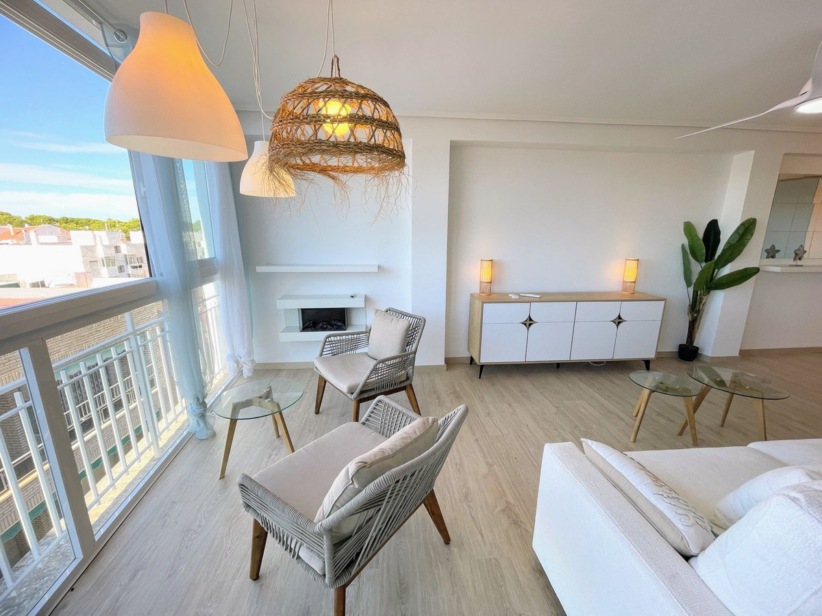 Se vende Apartamento Planta Media de 3 dormitorios en Costa Calida, Murcia, España
