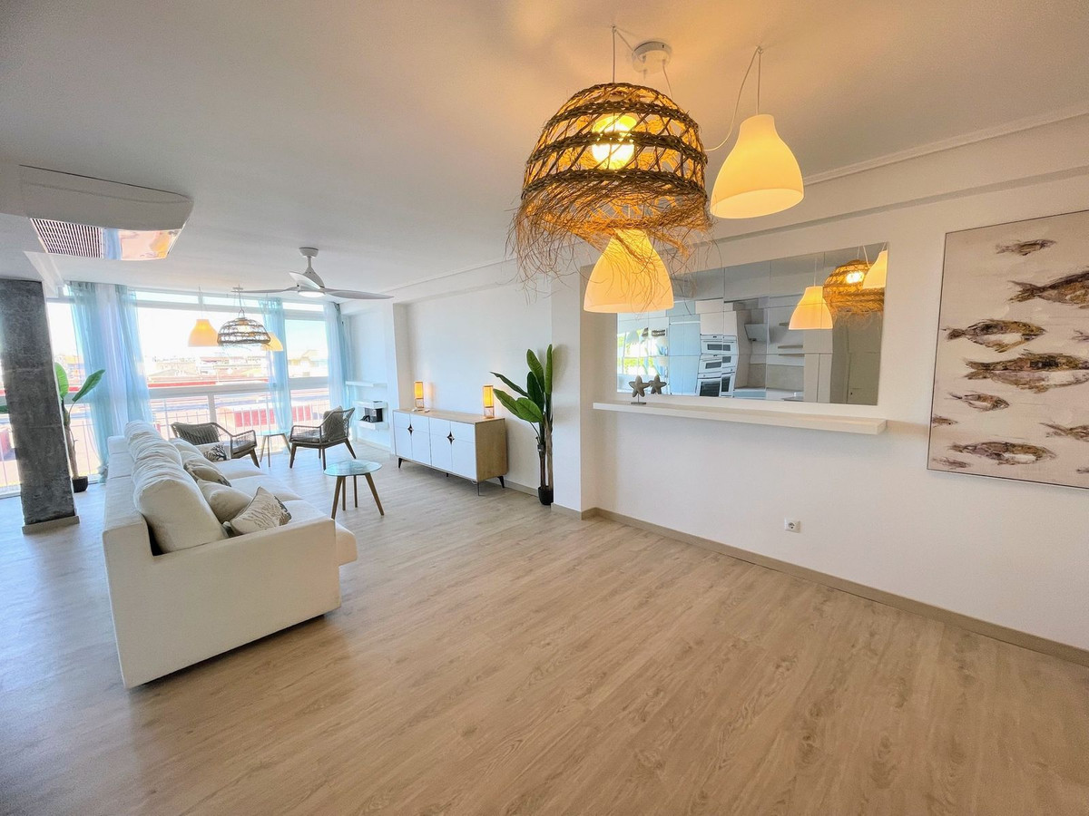 Se vende Apartamento Planta Media de 3 dormitorios en Costa Calida, Murcia, España