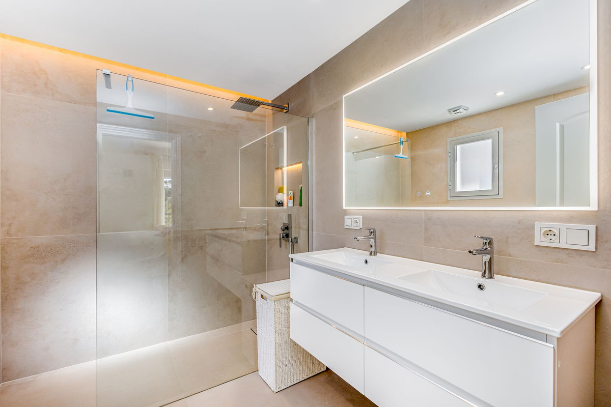 Se vende Adosada de 2 dormitorios en Costa Del Sol, Málaga, España