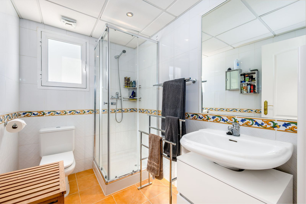 Se vende Adosada de 2 dormitorios en Costa Del Sol, Málaga, España