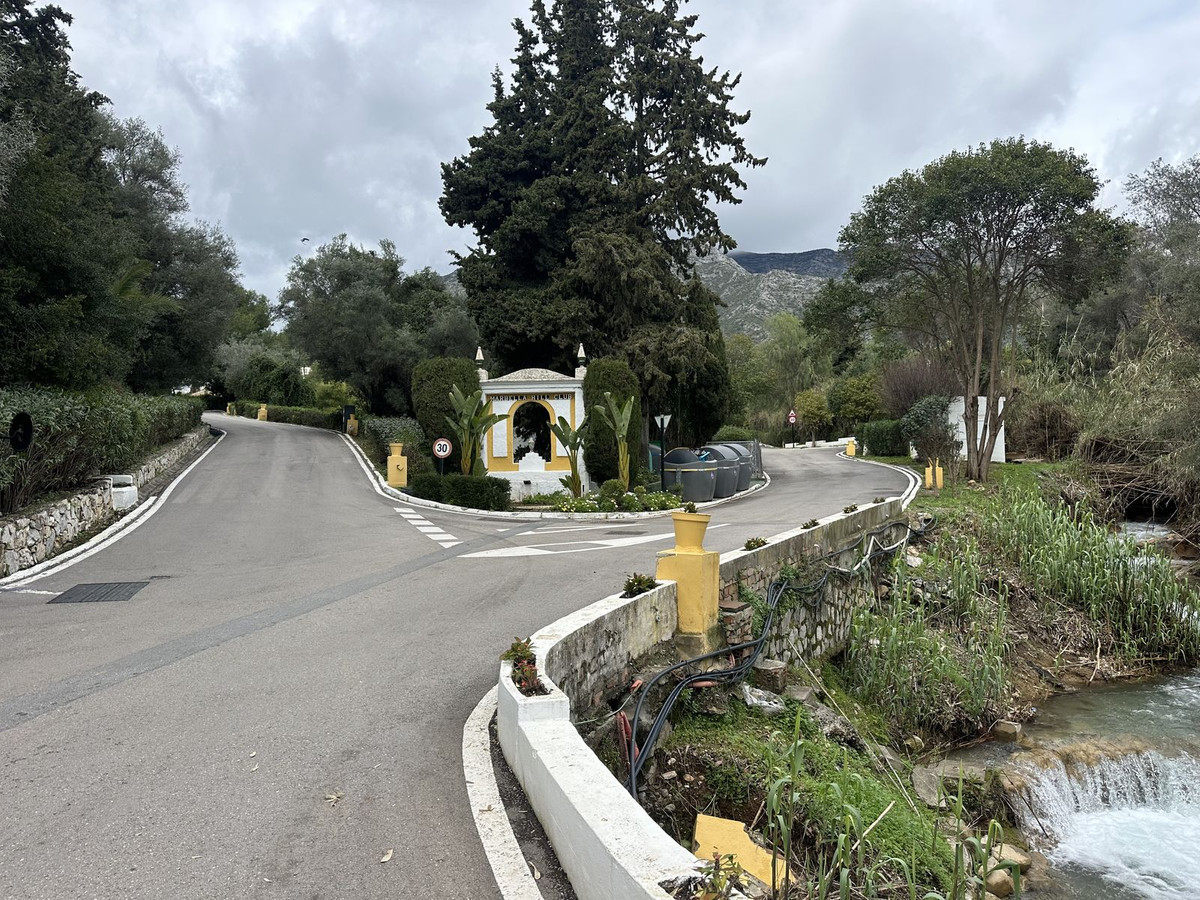 Plots for sale in Nagüeles Costa Del Sol, Málaga, Spain