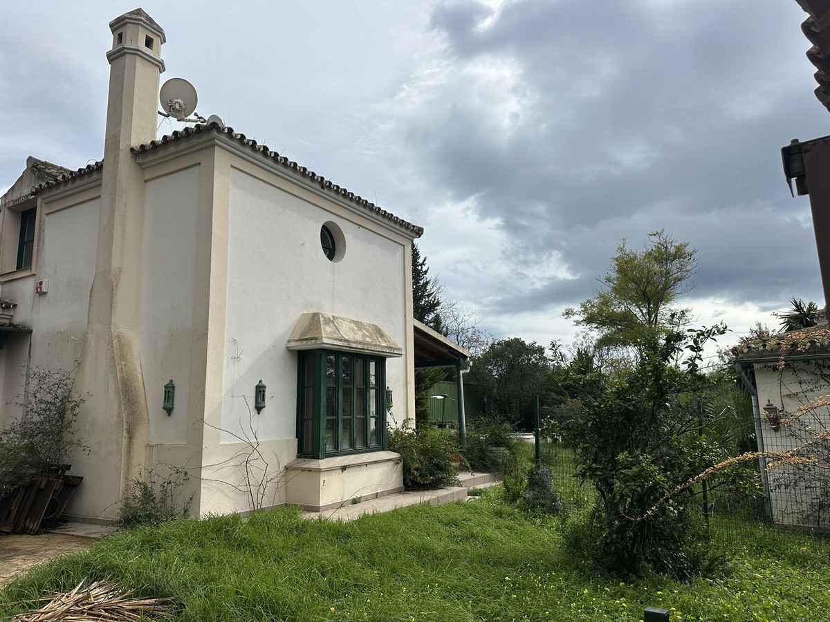 Plots for sale in Nagüeles Costa Del Sol, Málaga, Spain