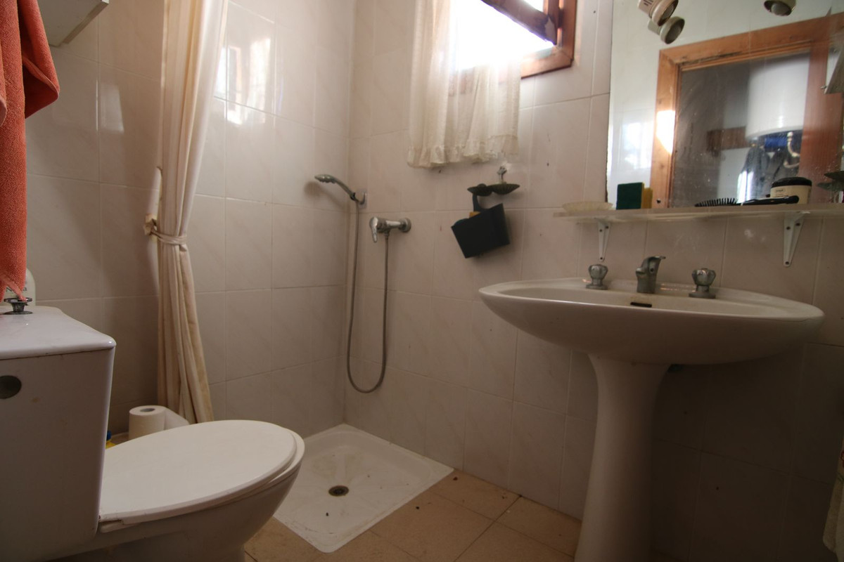 3 Bed Townhouse for sale in Coín Costa Del Sol, Málaga, Spain