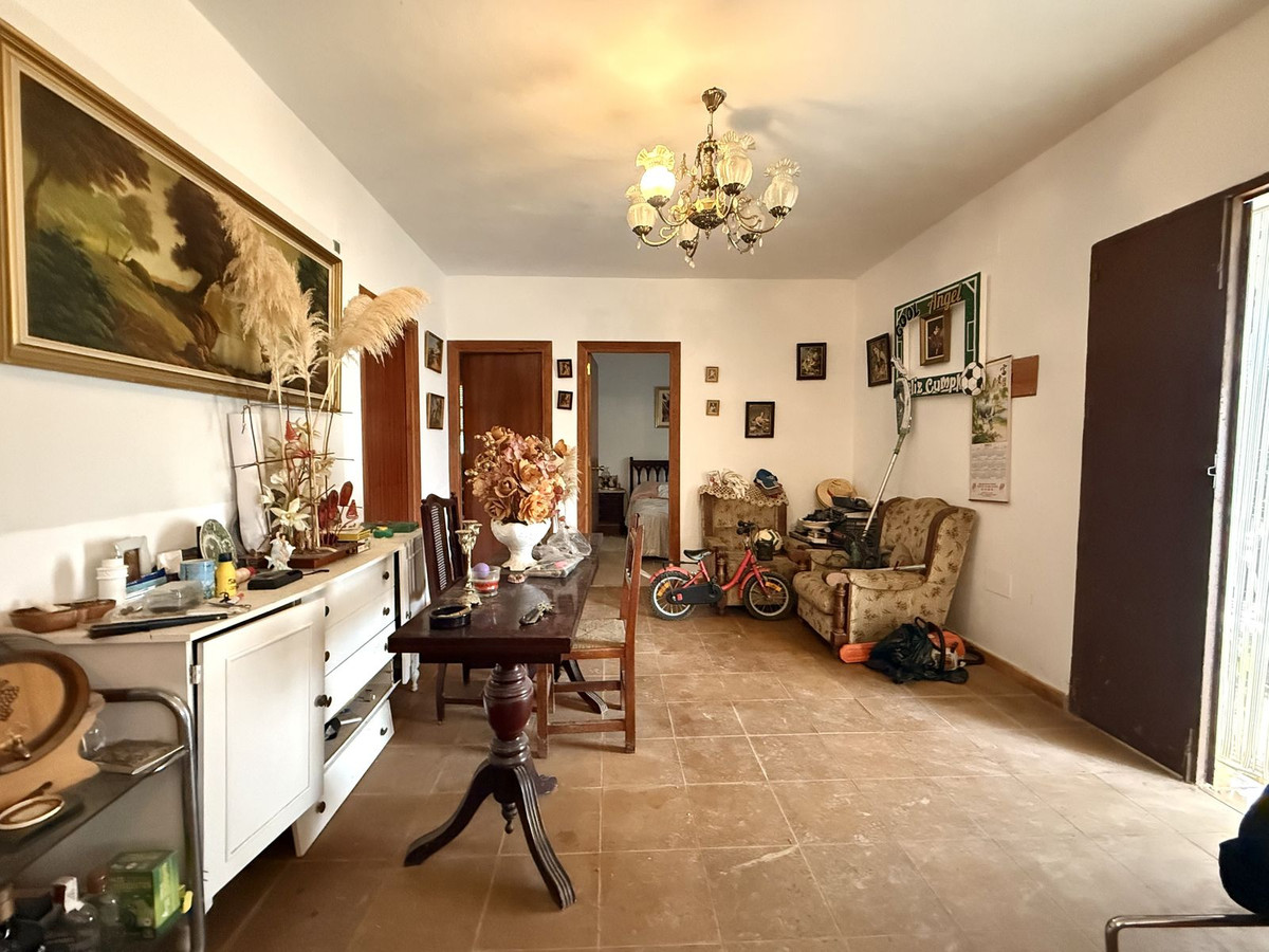 3 Bed Townhouse for sale in Coín Costa Del Sol, Málaga, Spain