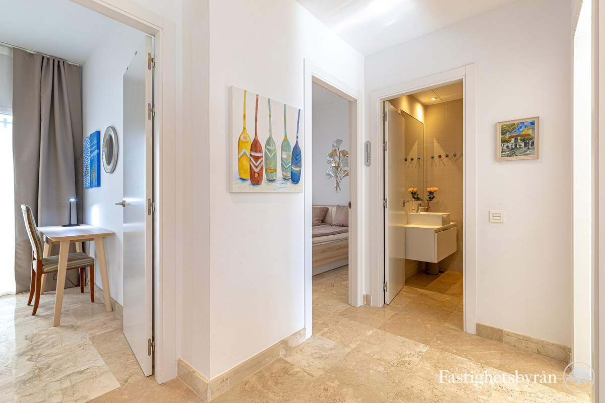 3 Bed Apartment for sale in Benahavís Costa Del Sol, Málaga, Spain