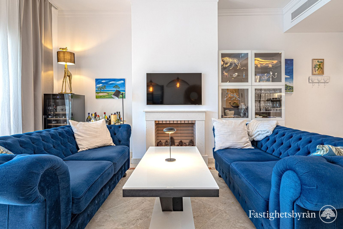 3 Bed Apartment for sale in Benahavís Costa Del Sol, Málaga, Spain