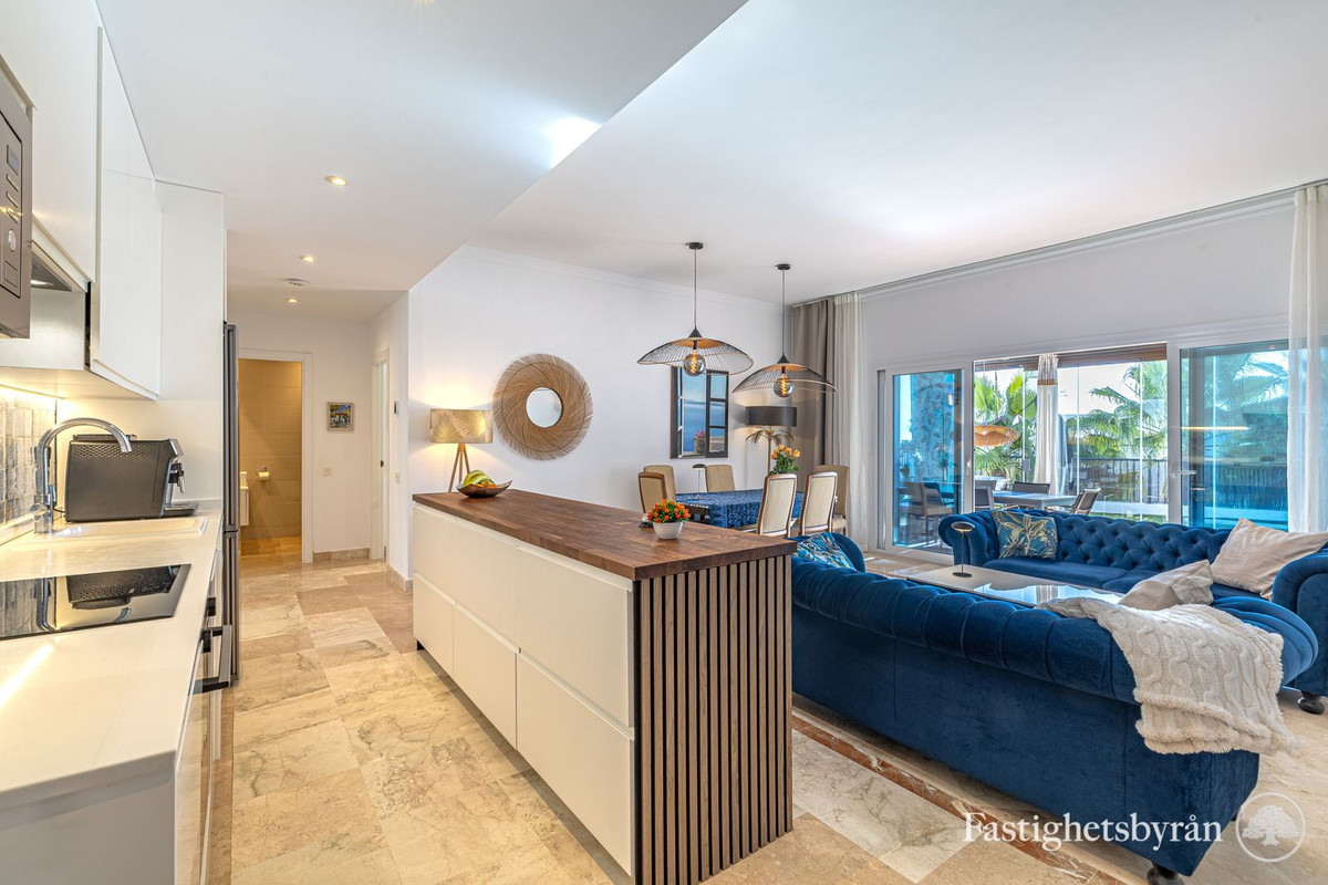 3 Bed Apartment for sale in Benahavís Costa Del Sol, Málaga, Spain