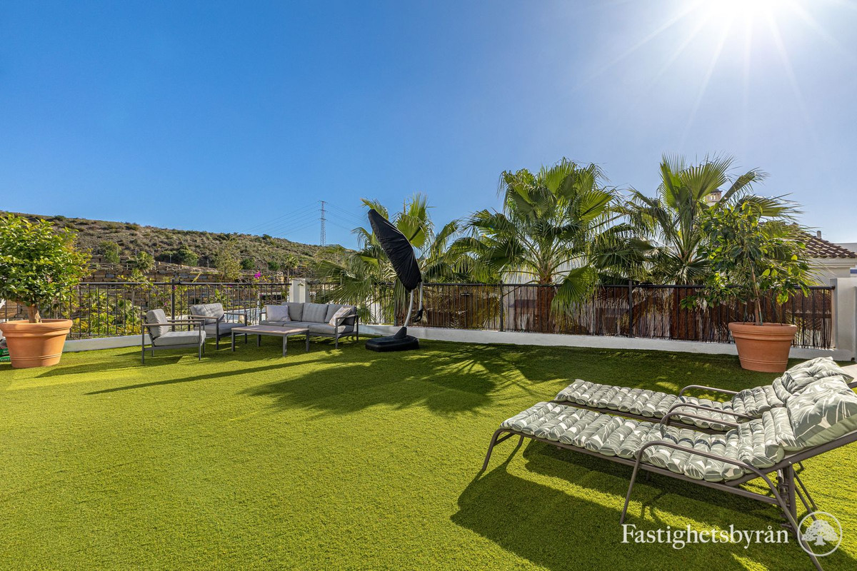 3 Bed Apartment for sale in Benahavís Costa Del Sol, Málaga, Spain