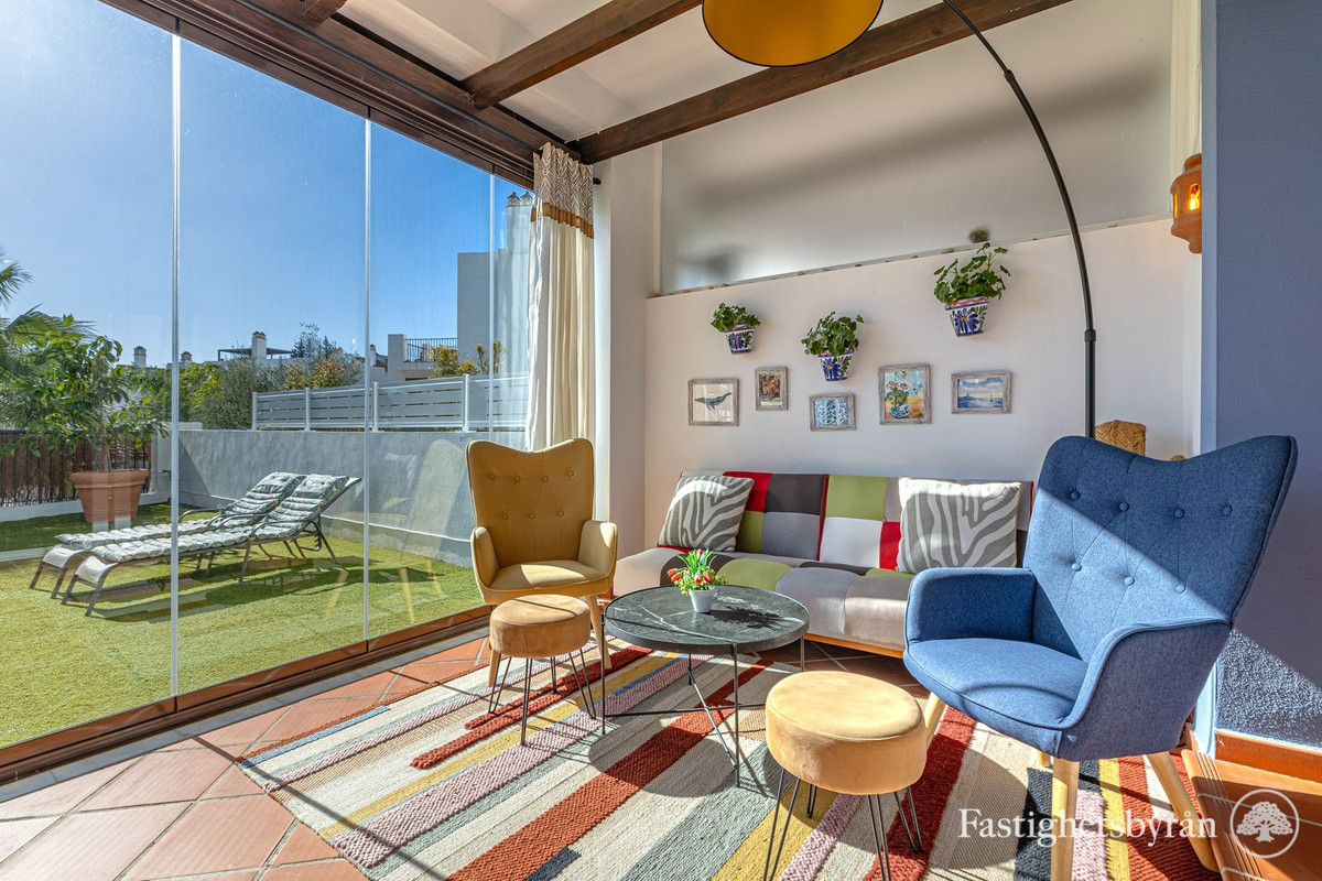 3 Bed Apartment for sale in Benahavís Costa Del Sol, Málaga, Spain