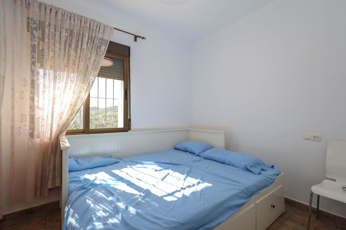 3 Bed Townhouse for sale in Coín Costa Del Sol, Málaga, Spain