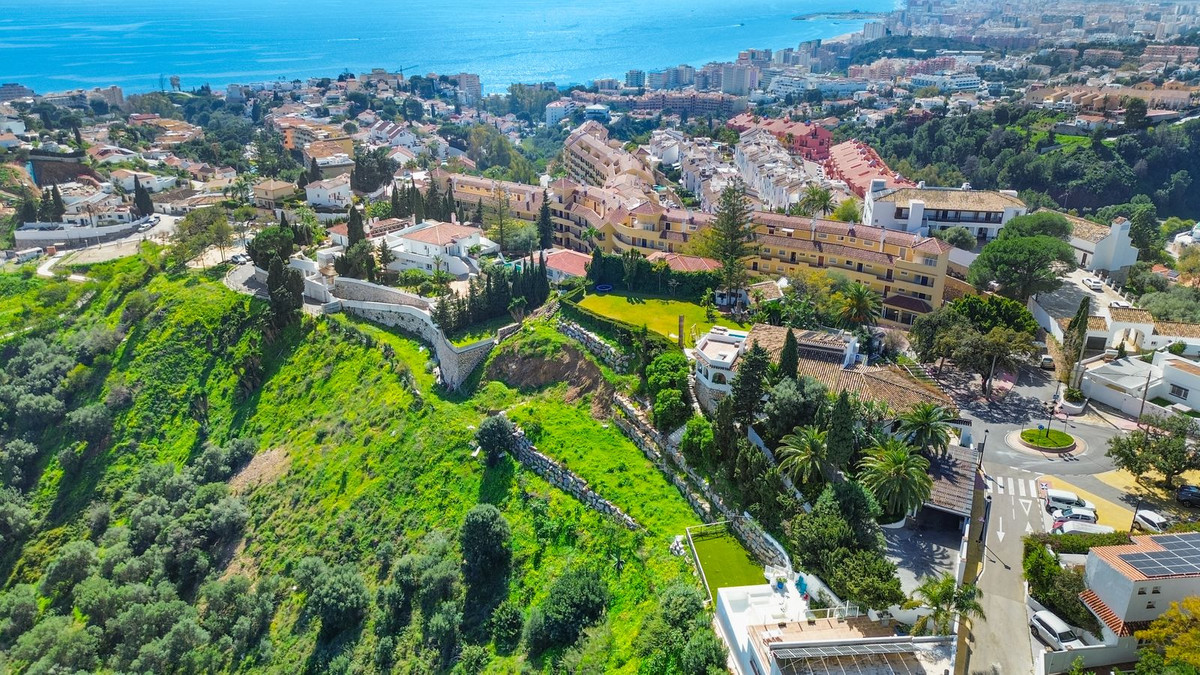 Se vende Villa - Chalet de 6 dormitorios en Costa Del Sol, Málaga, España