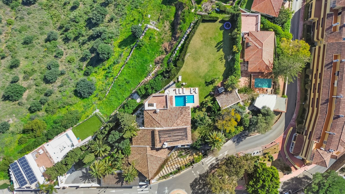 Se vende Villa - Chalet de 6 dormitorios en Costa Del Sol, Málaga, España