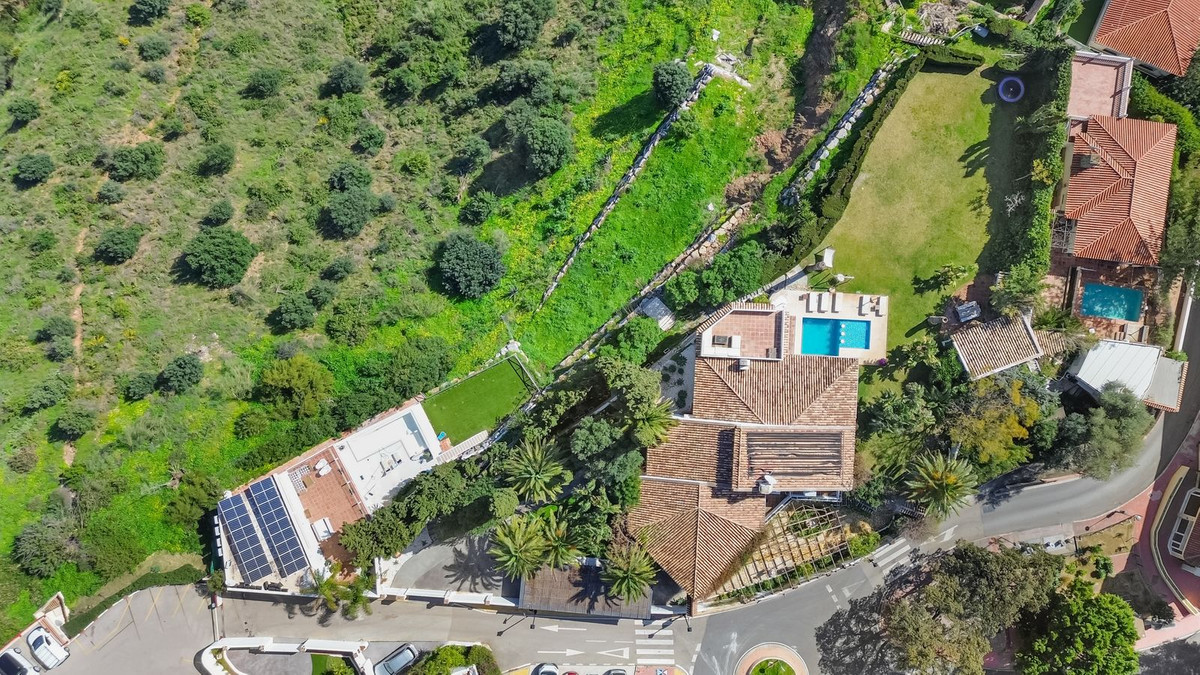Se vende Villa - Chalet de 6 dormitorios en Costa Del Sol, Málaga, España