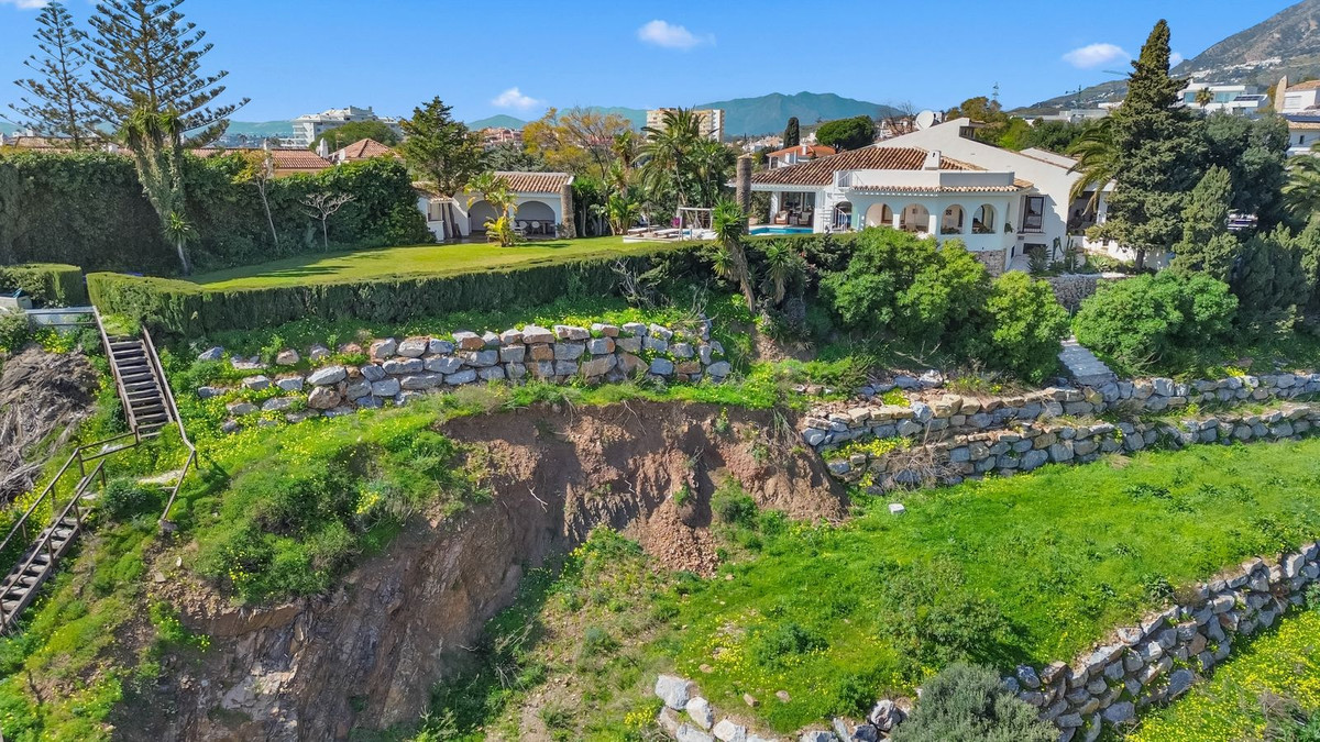 Se vende Villa - Chalet de 6 dormitorios en Costa Del Sol, Málaga, España