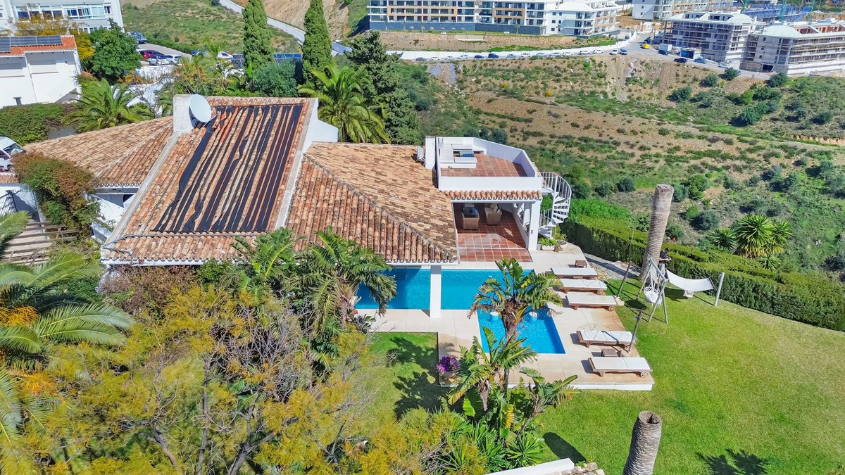 Se vende Villa - Chalet de 6 dormitorios en Costa Del Sol, Málaga, España