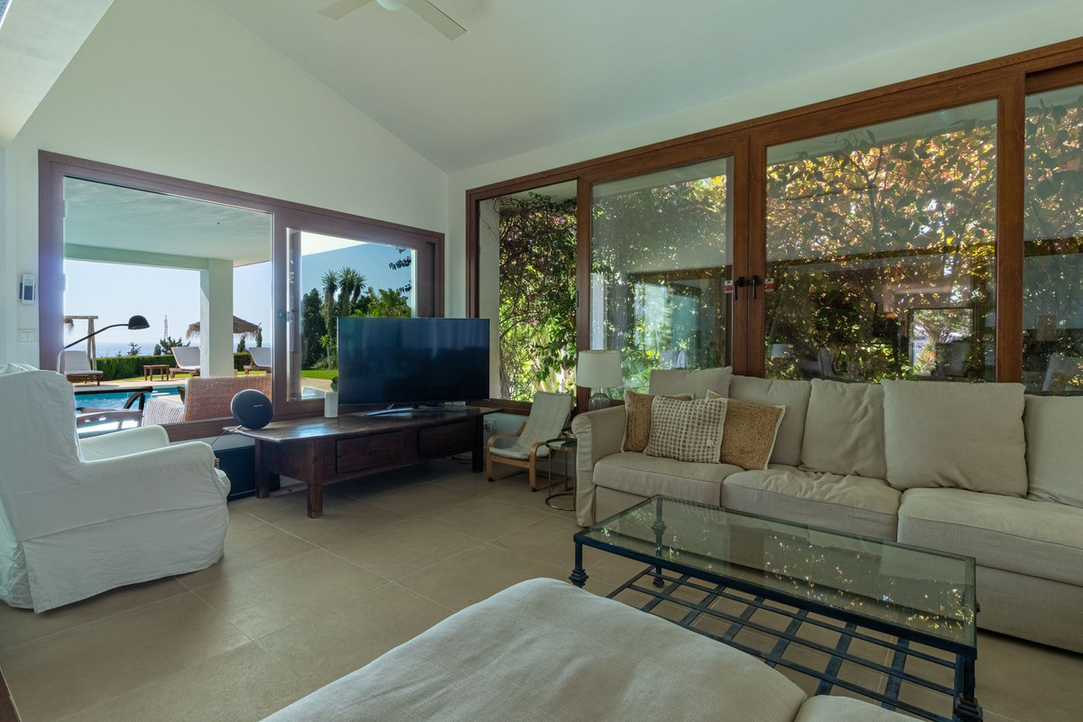 Se vende Villa - Chalet de 6 dormitorios en Costa Del Sol, Málaga, España