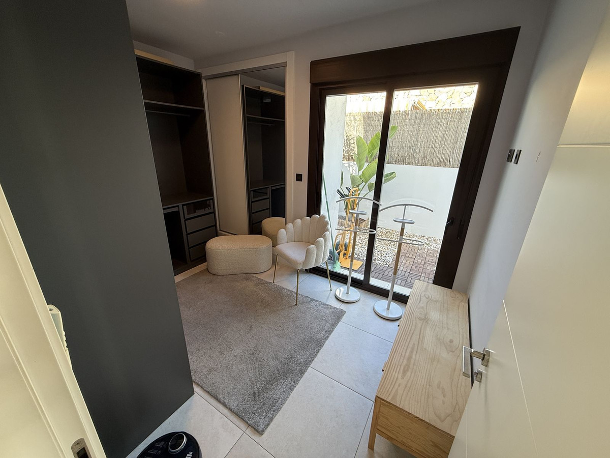Se vende Villa - Chalet de 3 dormitorios en Costa Blanca, Alicante, España