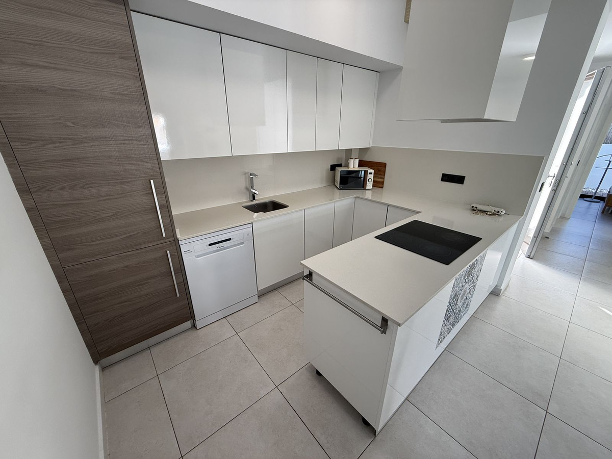 Se vende Villa - Chalet de 3 dormitorios en Costa Blanca, Alicante, España